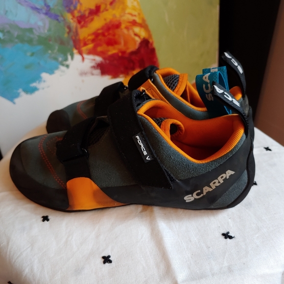 Scarpa climbing shoes NWOT - Picture 2 of 8